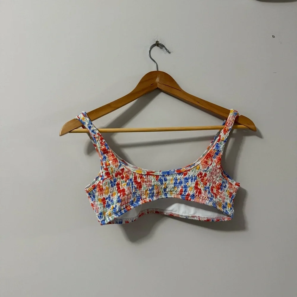 L*Space Izzie Smocked Floral Scoop Neck Bikini TOP ONLY Swim Swimwear Flowers